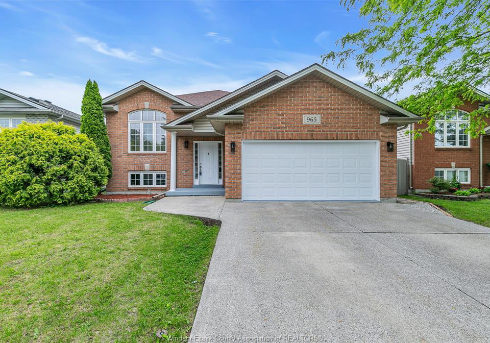 965-banwell-windsor-ontario-26010497