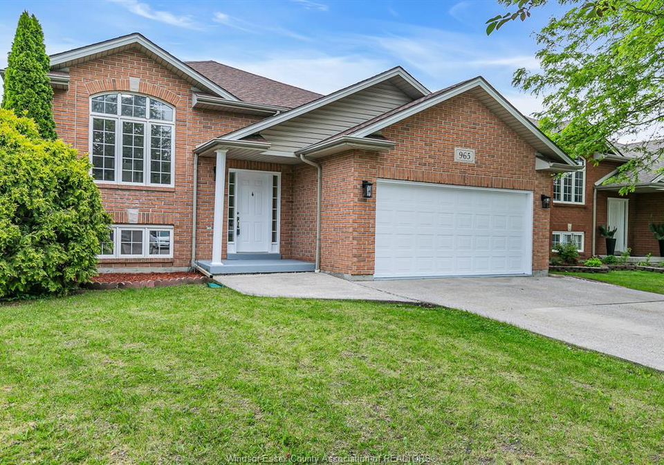 965-banwell-windsor-ontario-26010497