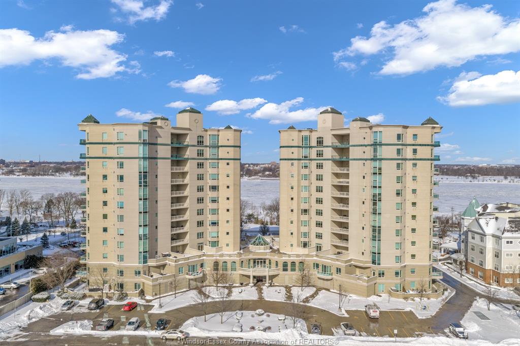 4955-riverside-drive-windsor-ontario-26010515