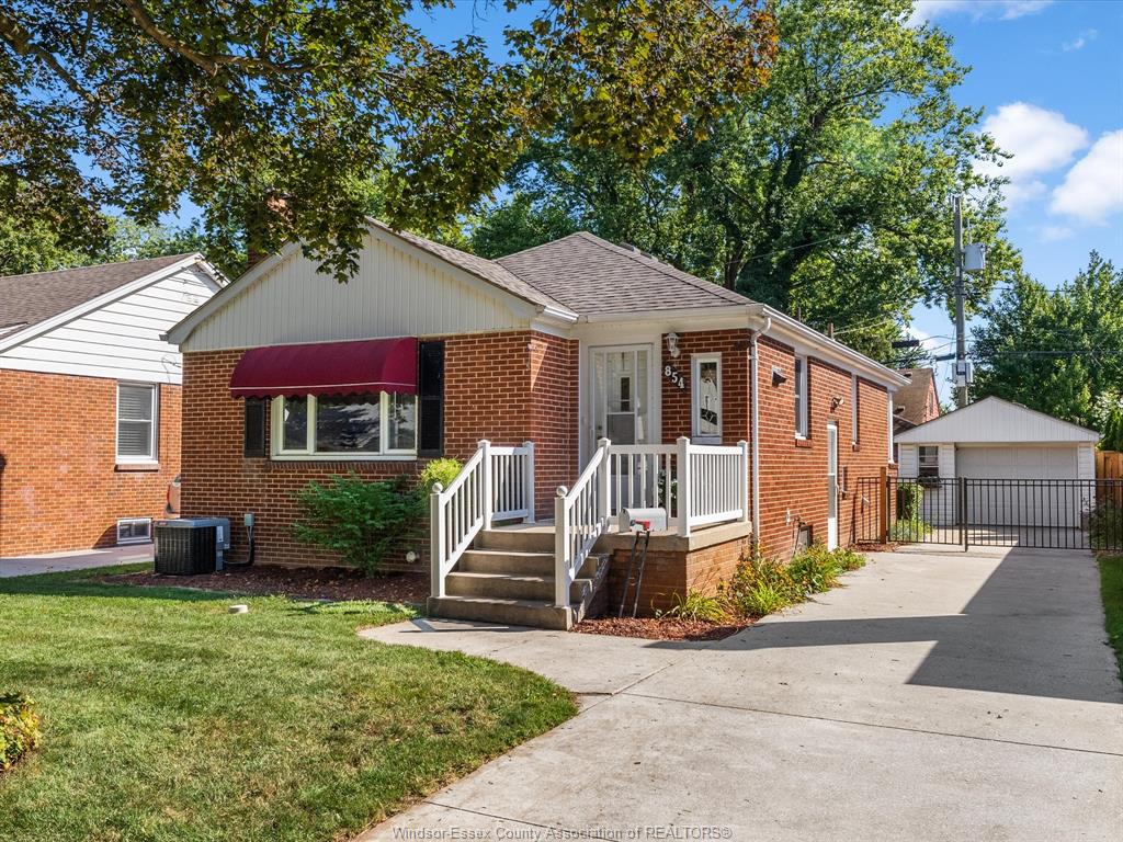 854-belleperche-place-windsor-ontario-26010517