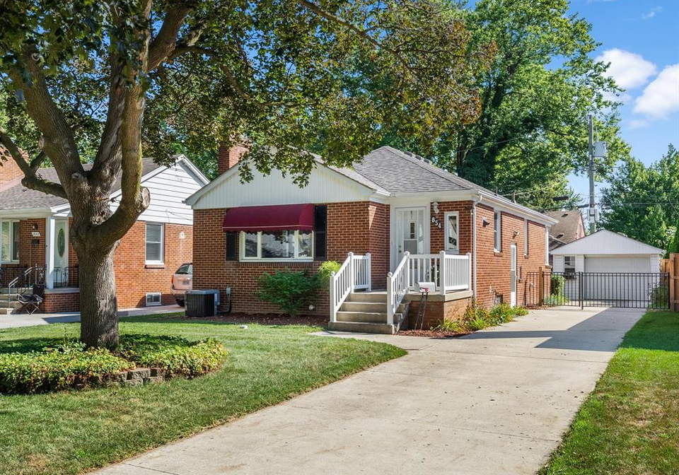 854-belleperche-place-windsor-ontario-26010517