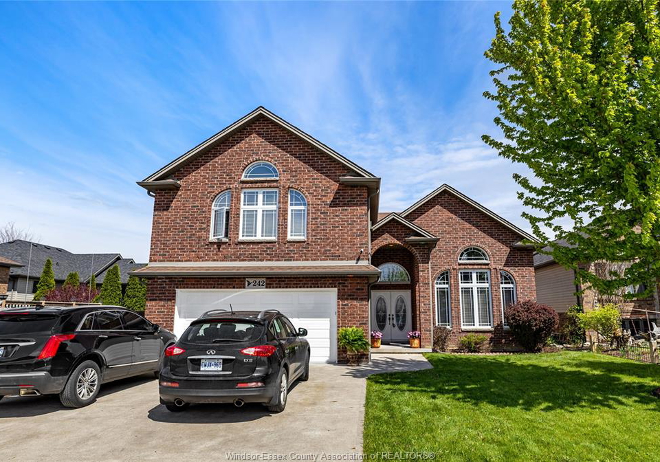 242-donald-crescent-belle-river-ontario-26010533