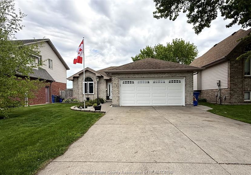 105-mousseau-crescent-belle-river-ontario-26010551