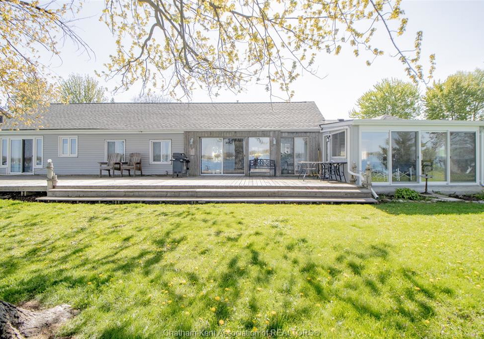 3057-stclair-parkway-sombra-ontario-26010584