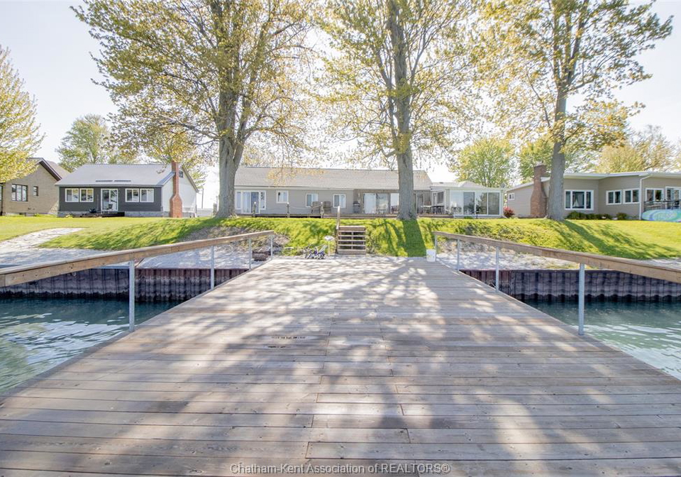 3057-stclair-parkway-sombra-ontario-26010584