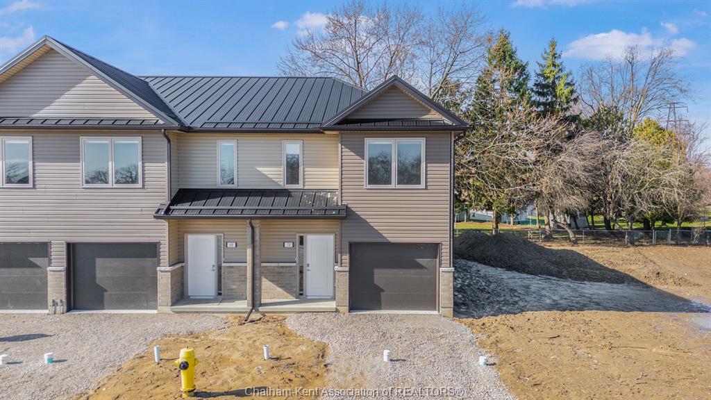 42-magnolia-lane-chatham-ontario-26010624
