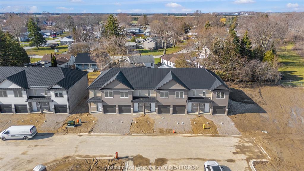 38-magnolia-lane-chatham-ontario-26010627