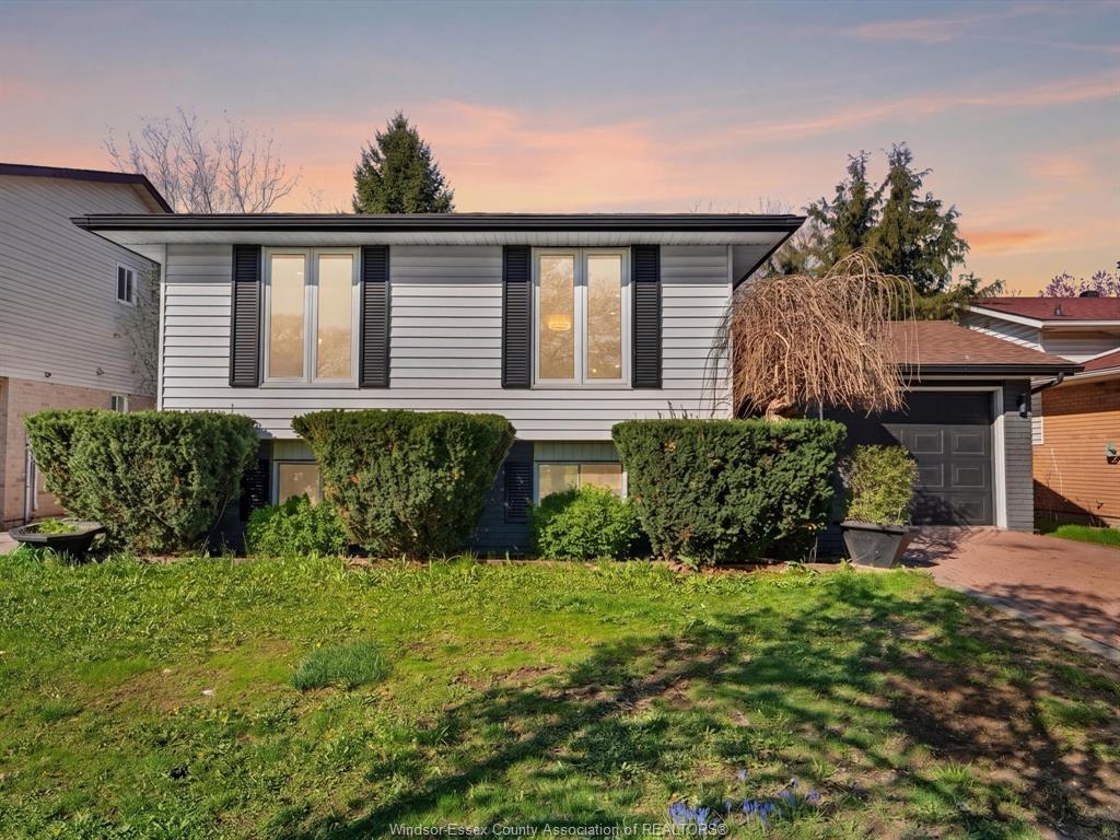 3195-conservation-drive-windsor-ontario-26010645