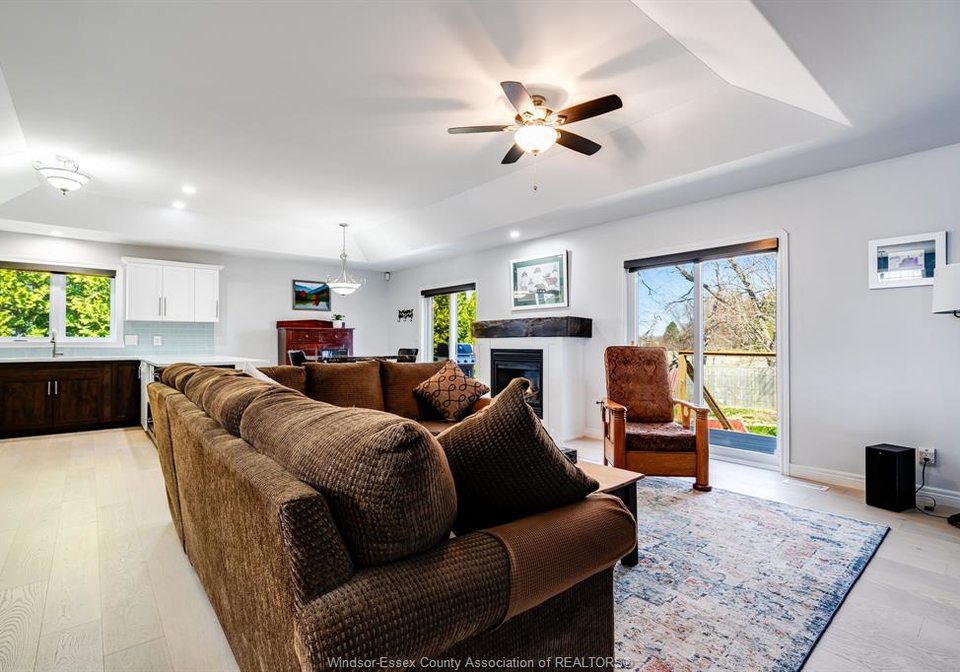 210-dieppe-crescent-kingsville-ontario-26010660