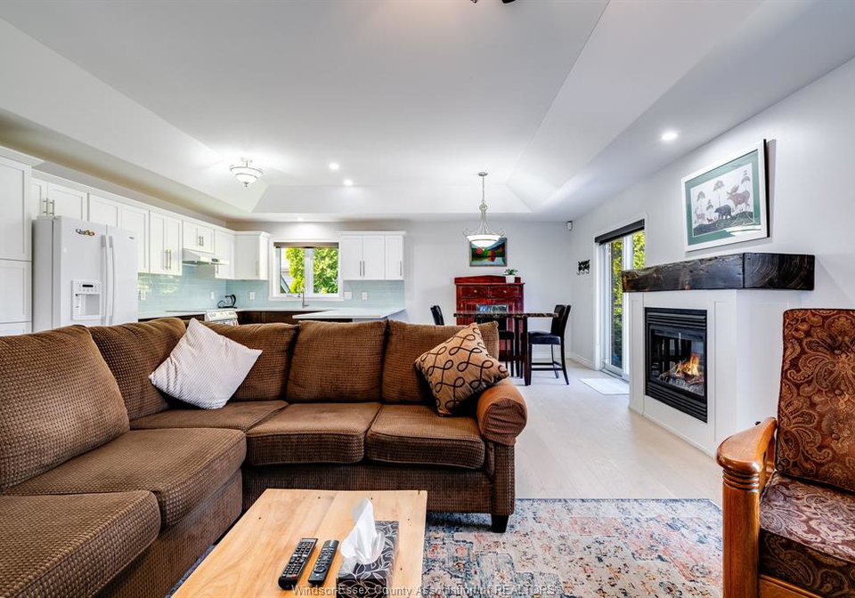 210-dieppe-crescent-kingsville-ontario-26010660