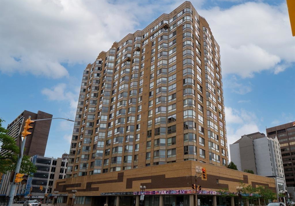 75-riverside-drive-east-windsor-ontario-26010665