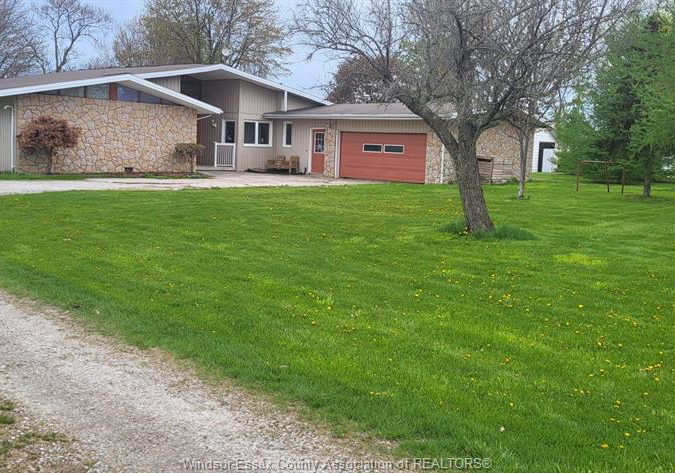 618-mersea-road-8-leamington-ontario-26010673