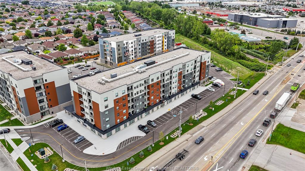 4775-walker-road-windsor-ontario-26010685