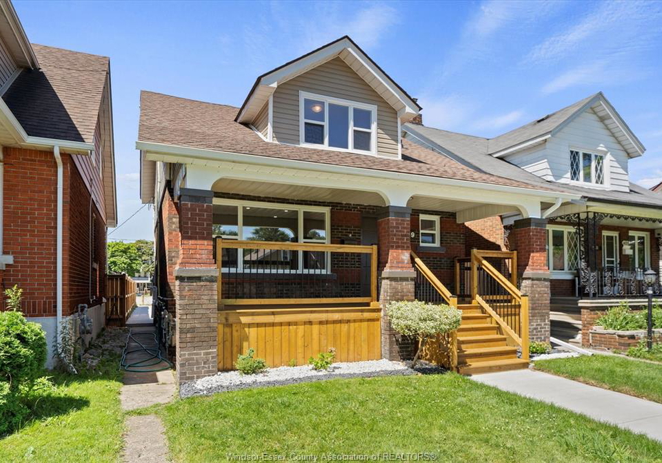 1439-benjamin-avenue-windsor-ontario-26010695