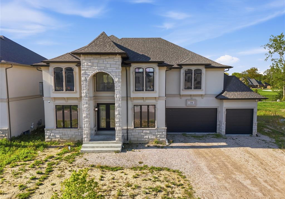 336-benson-court-amherstburg-ontario-26010716