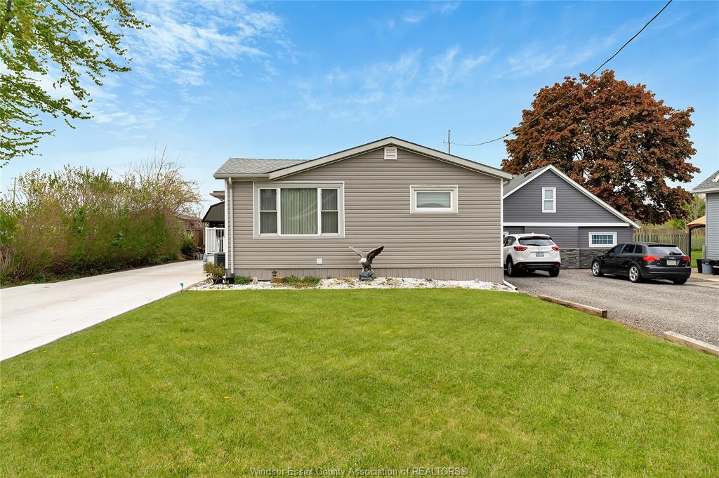 1626-talbot-road-kingsville-ontario-26010733