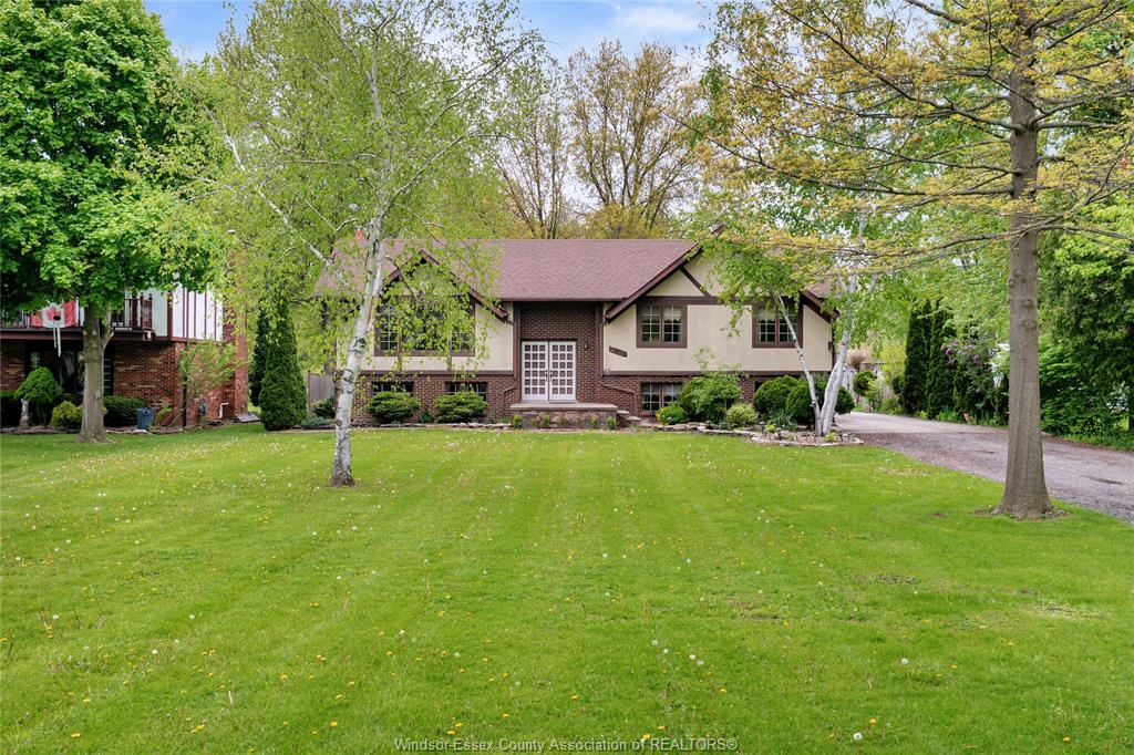 1156-second-conc-amherstburg-ontario-26010742