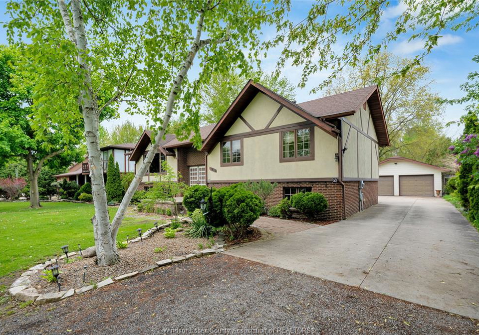 1156-second-conc-amherstburg-ontario-26010742