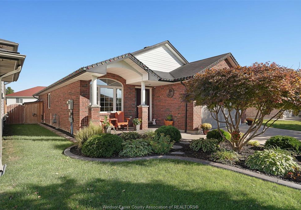 4530-sassafras-windsor-ontario-26010764
