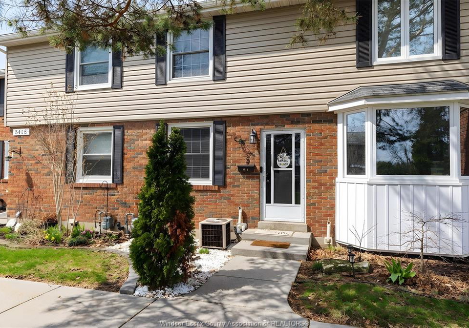 8418-little-river-windsor-ontario-26010775