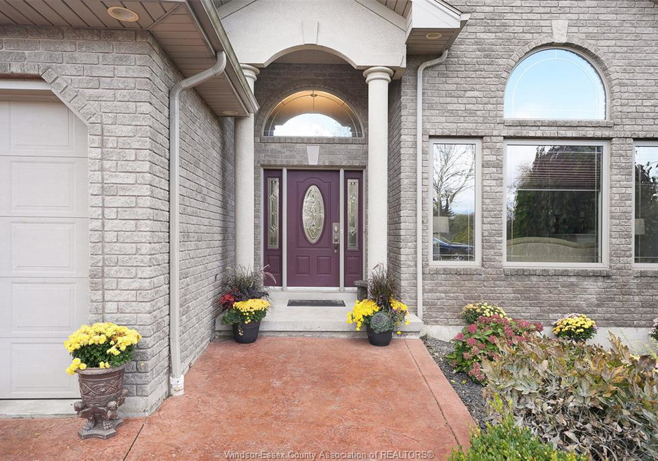 1-kingsbridge-amherstburg-ontario-26010786