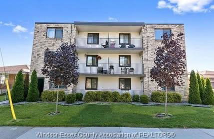 1580-moy-avenue-windsor-ontario-26010798