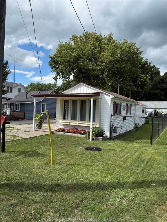 64-county-road-50-colchester-south-ontario-26010802