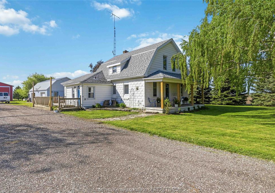 8864-heritage-line-wallaceburg-ontario-26010822