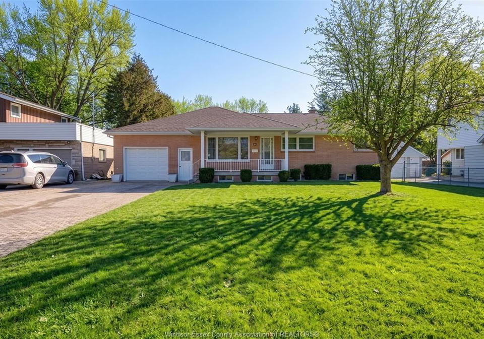 651-morand-street-windsor-ontario-26010860