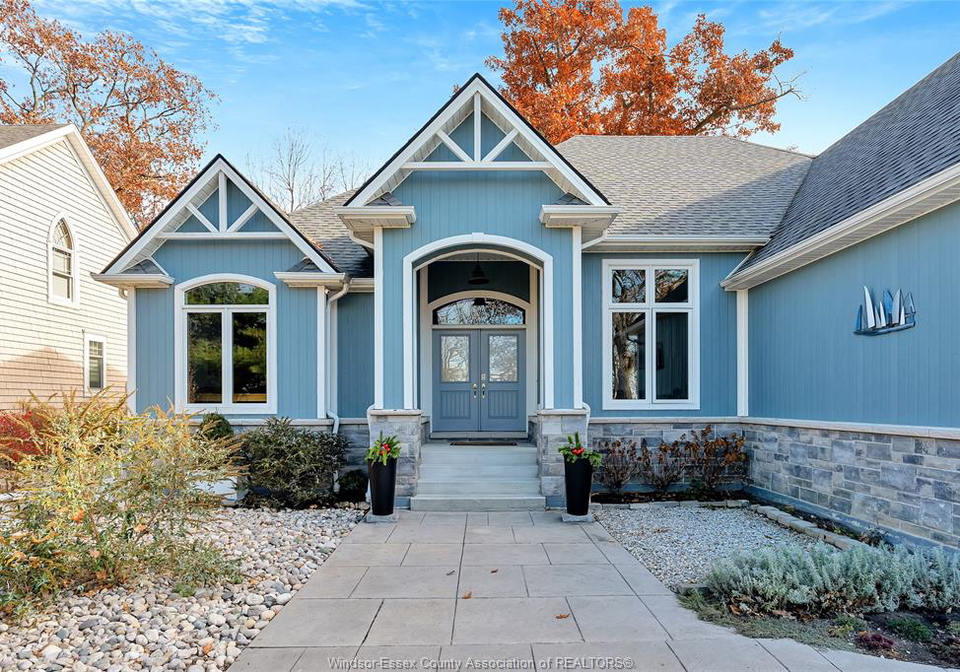 295-crystal-bay-drive-amherstburg-ontario-26010887