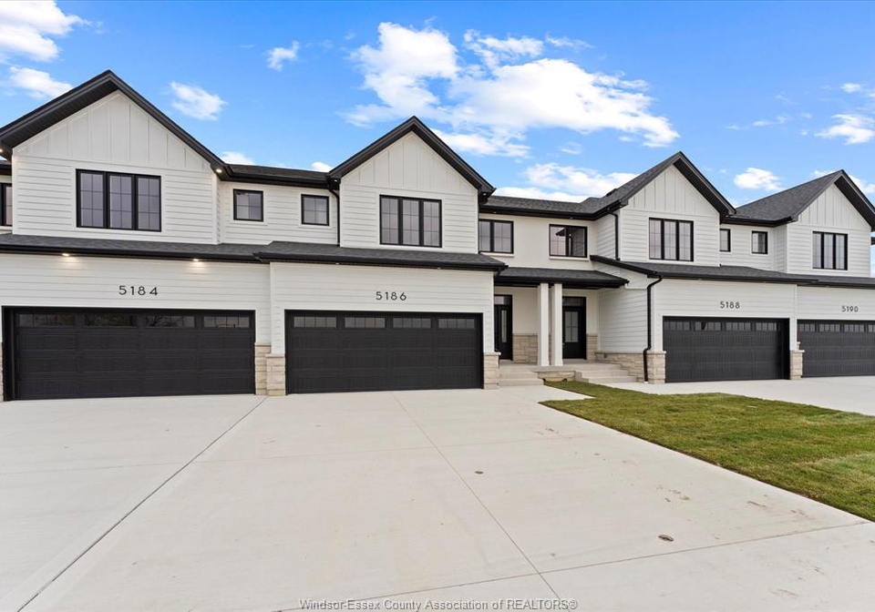 5188-talia-tecumseh-ontario-26010902
