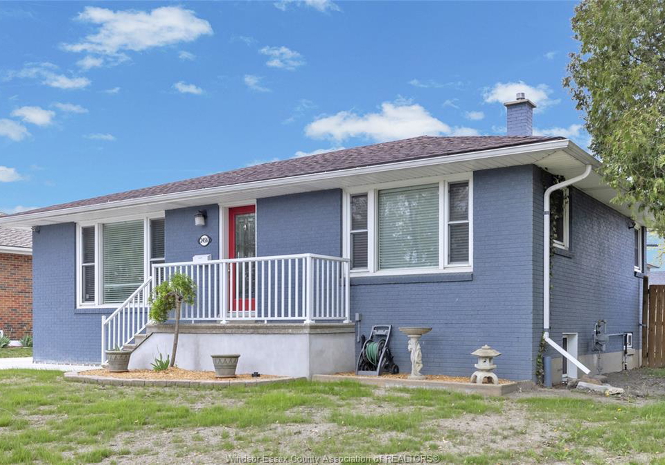 2456-randolph-windsor-ontario-26010911