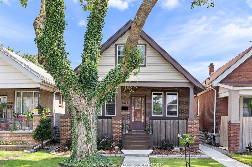 1640-hall-windsor-ontario-26010953