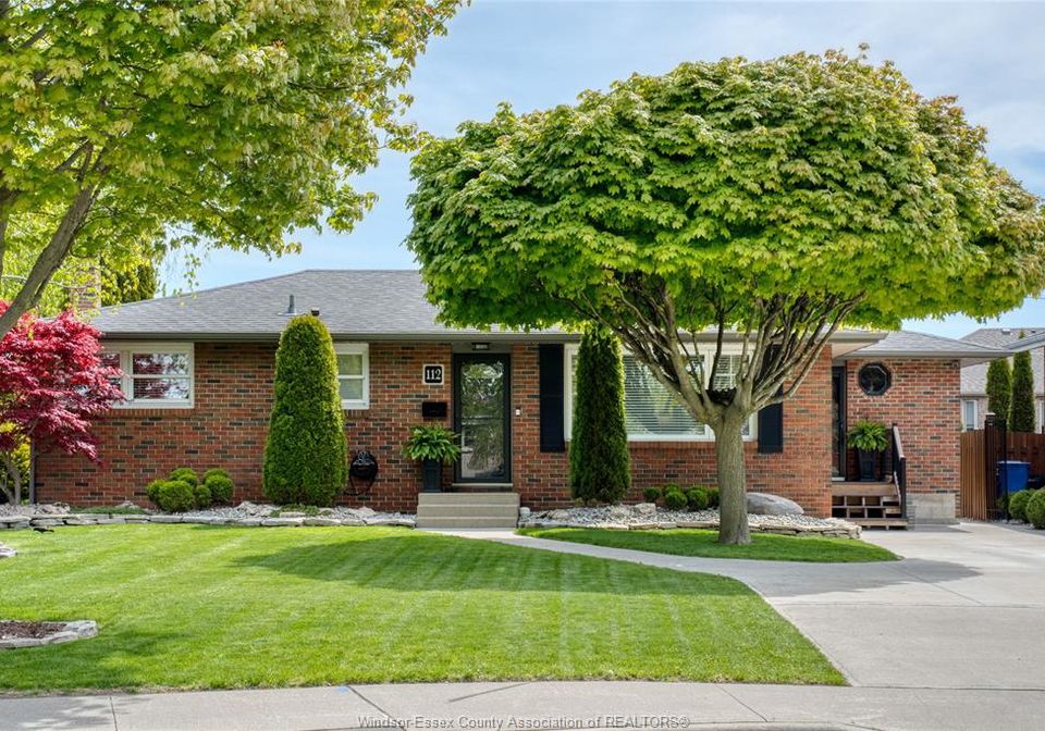 112-danforth-avenue-leamington-ontario-26010986