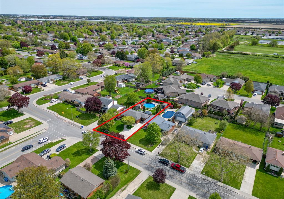 112-danforth-avenue-leamington-ontario-26010986