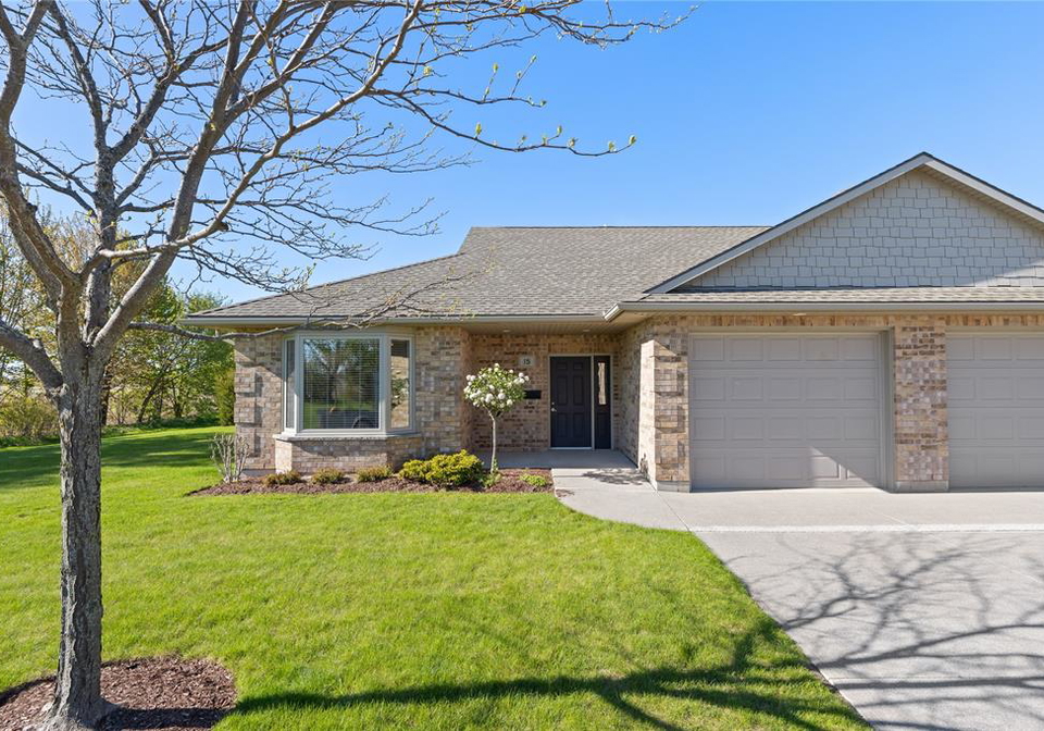 5969-townsend-line-lambton-shores-ontario-26010996