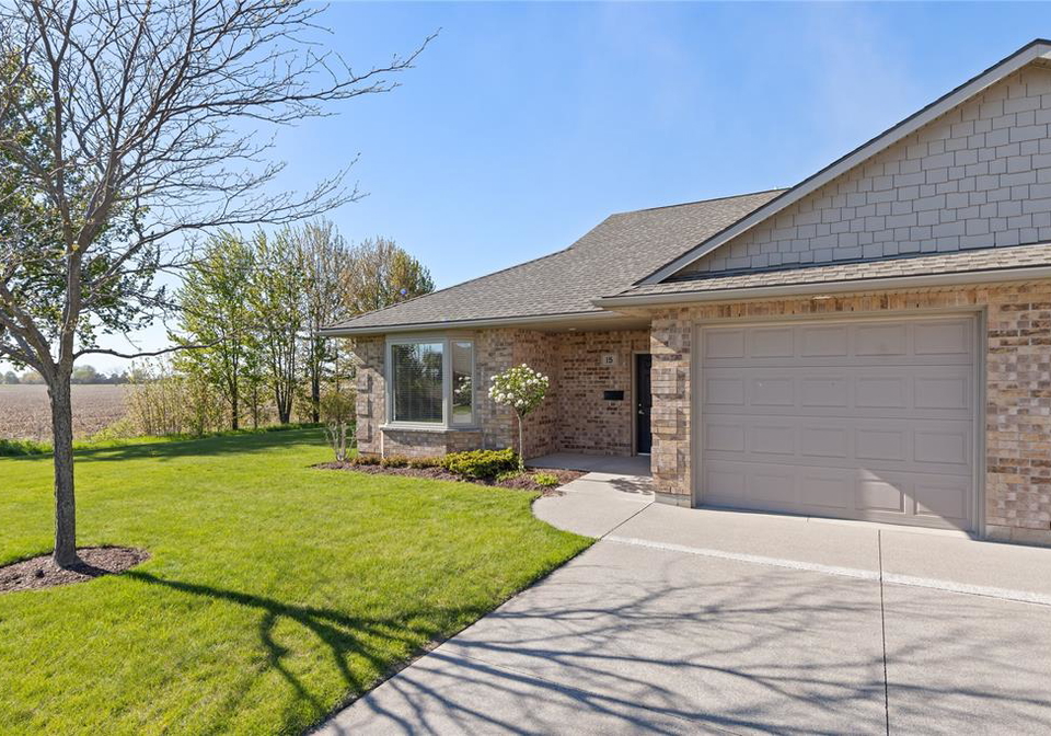 5969-townsend-line-lambton-shores-ontario-26010996