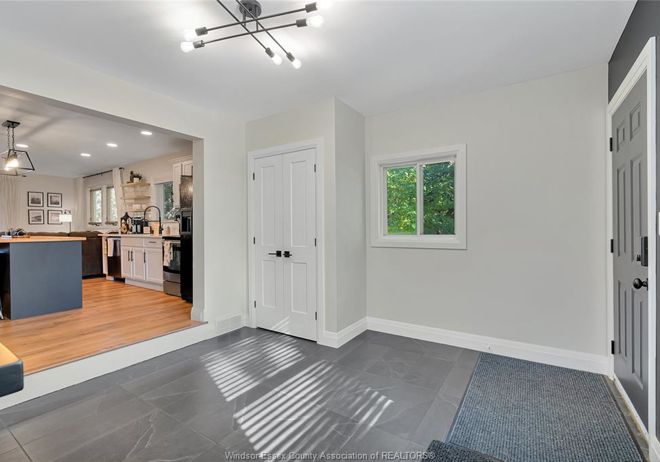 255-edward-road-lakeshore-ontario-26011007
