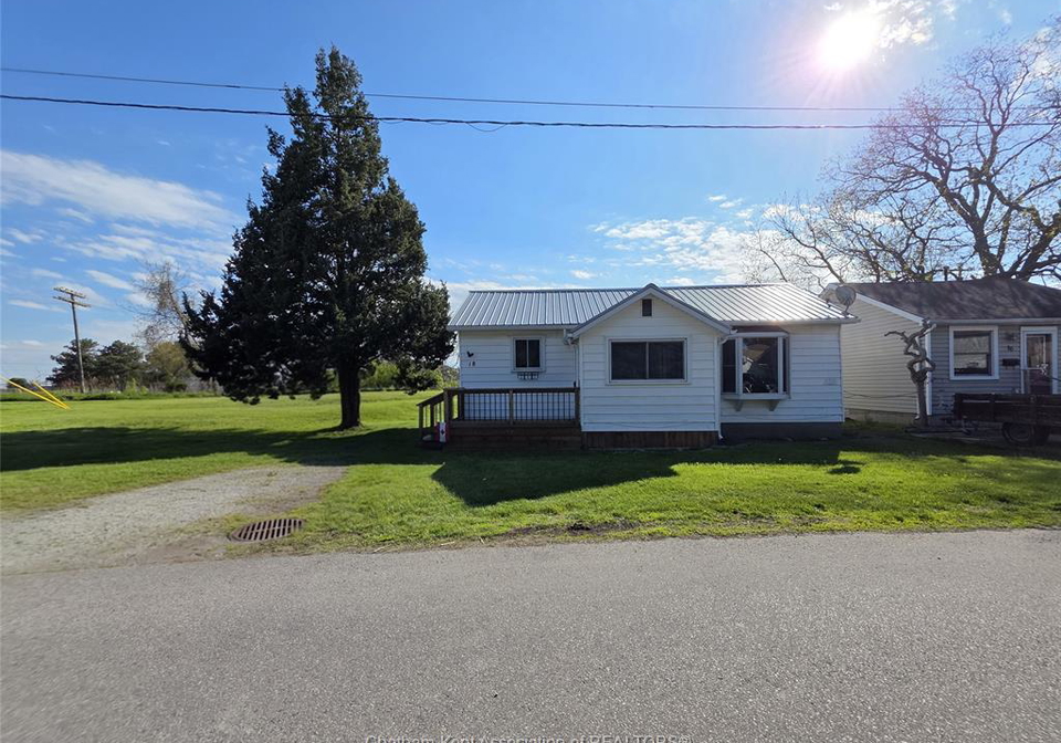 18-pearl-street-wallaceburg-ontario-26011050