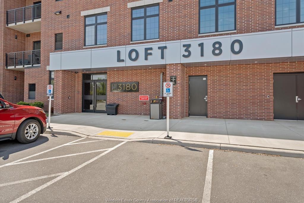 3180-meadowbrook-lane-windsor-ontario-26011071