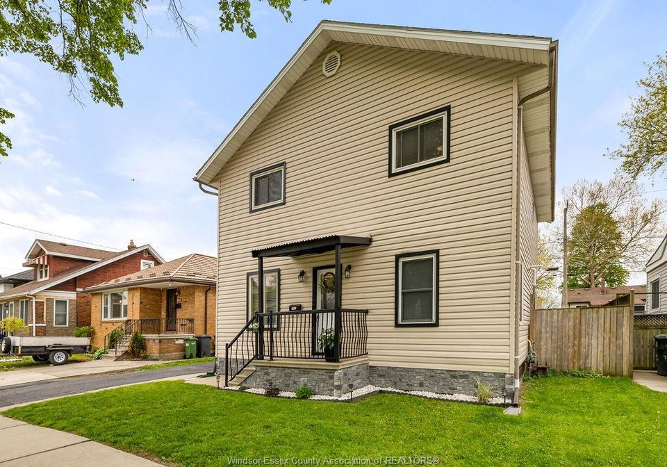 1463-westcott-windsor-ontario-26011073