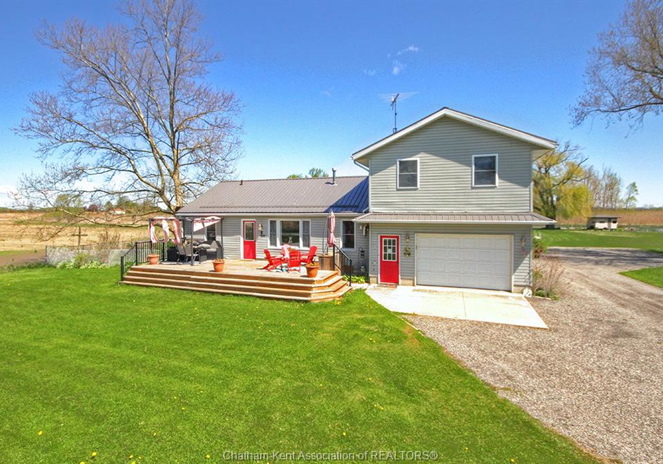 18487-raglan-road-blenheim-ontario-26011074