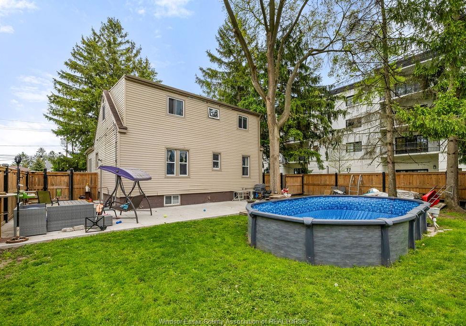 3803-howard-avenue-windsor-ontario-26011081