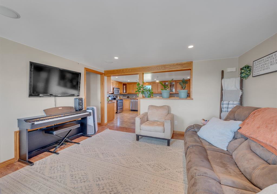 12144-12th-concession-essex-ontario-26011113