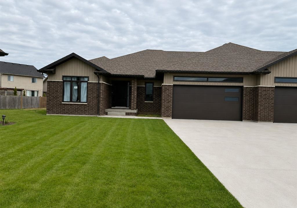 85-bordeaux-place-chatham-ontario-26011118