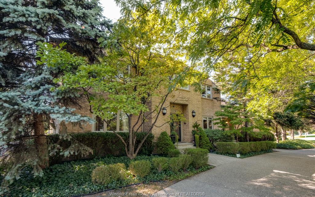379-elmgrove-drive-lakeshore-ontario-26011128