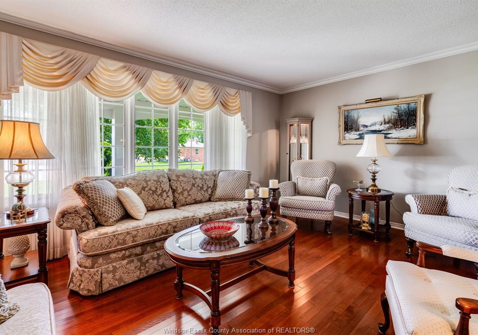 106-mill-creek-crescent-kingsville-ontario-26011177