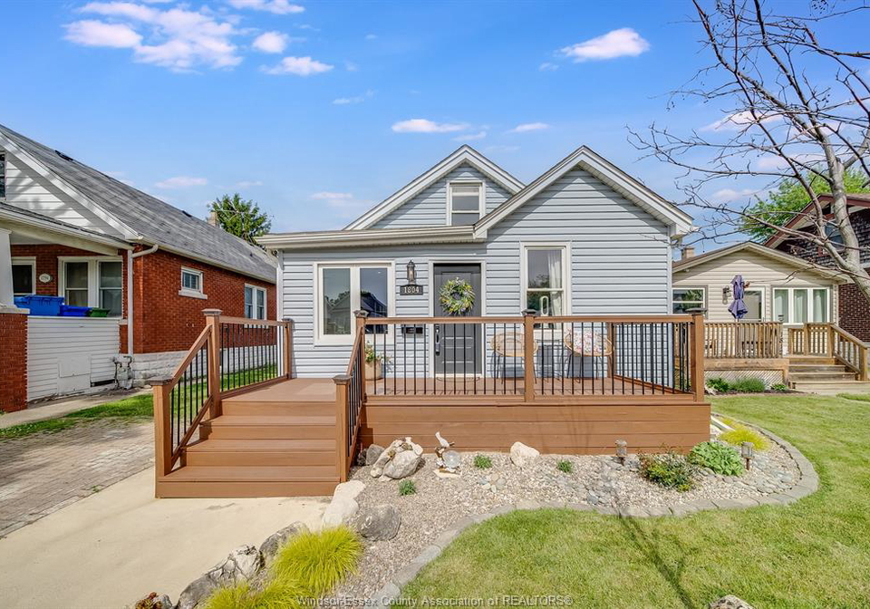 1804-hall-avenue-windsor-ontario-26011186