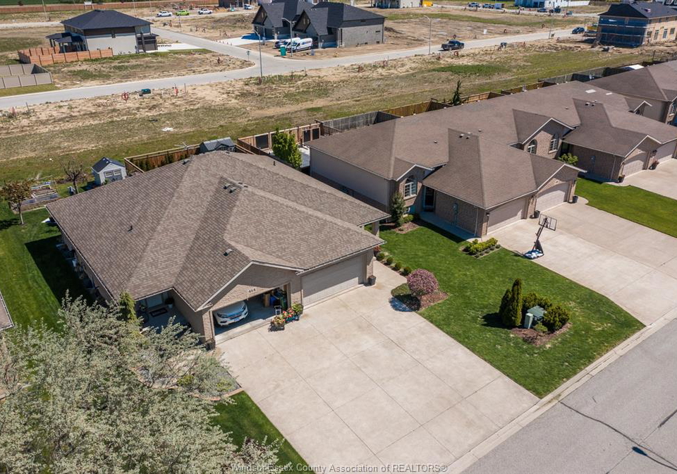 412-rosewood-drive-lakeshore-ontario-26011189
