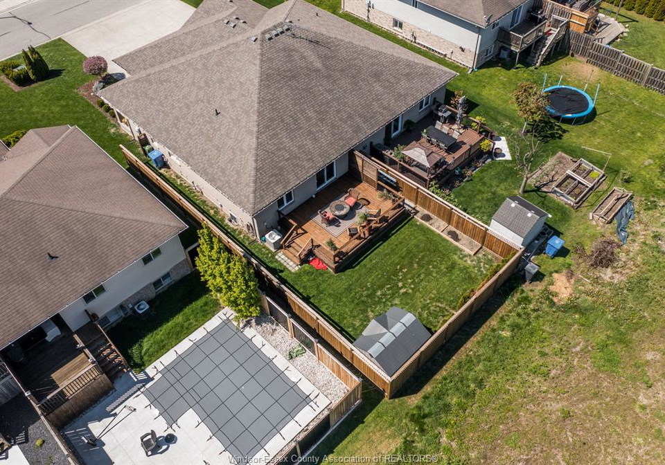 412-rosewood-drive-lakeshore-ontario-26011189